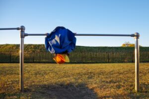 【骨折記録①】4歳児鉄棒から転落して右腕を骨折する(変形治癒になるまで)