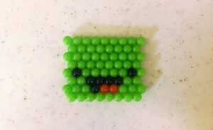 アクアビーズでまいぜんシスターズのマイッキーの作り方／マイクラキャラの作り方
